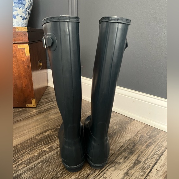 NWOB Hunter Original Tall Rain Boots Navy - Picture 8 of 8